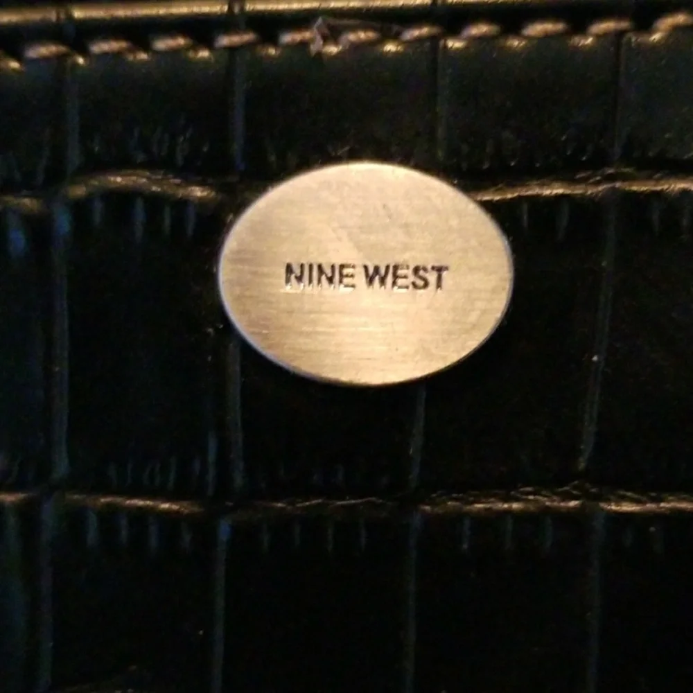 Nine West cute makeup